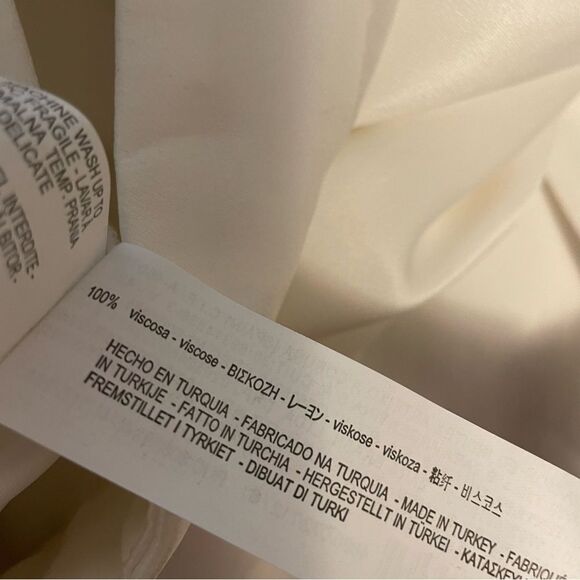 Zara White Satin High Rise Pleated Ankle Pants Size Small NWT - Picture 8 of 8